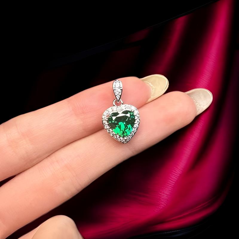 如懿高订213-轻奢幻彩艳绿宝精切合金吊坠
