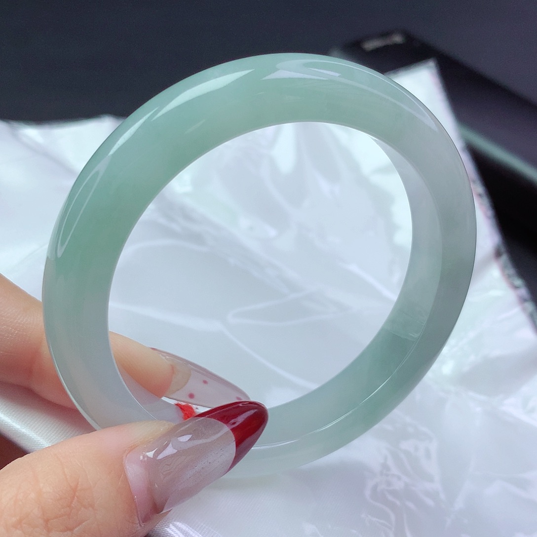 【闪购商品】翡翠手镯未镶嵌a 191122