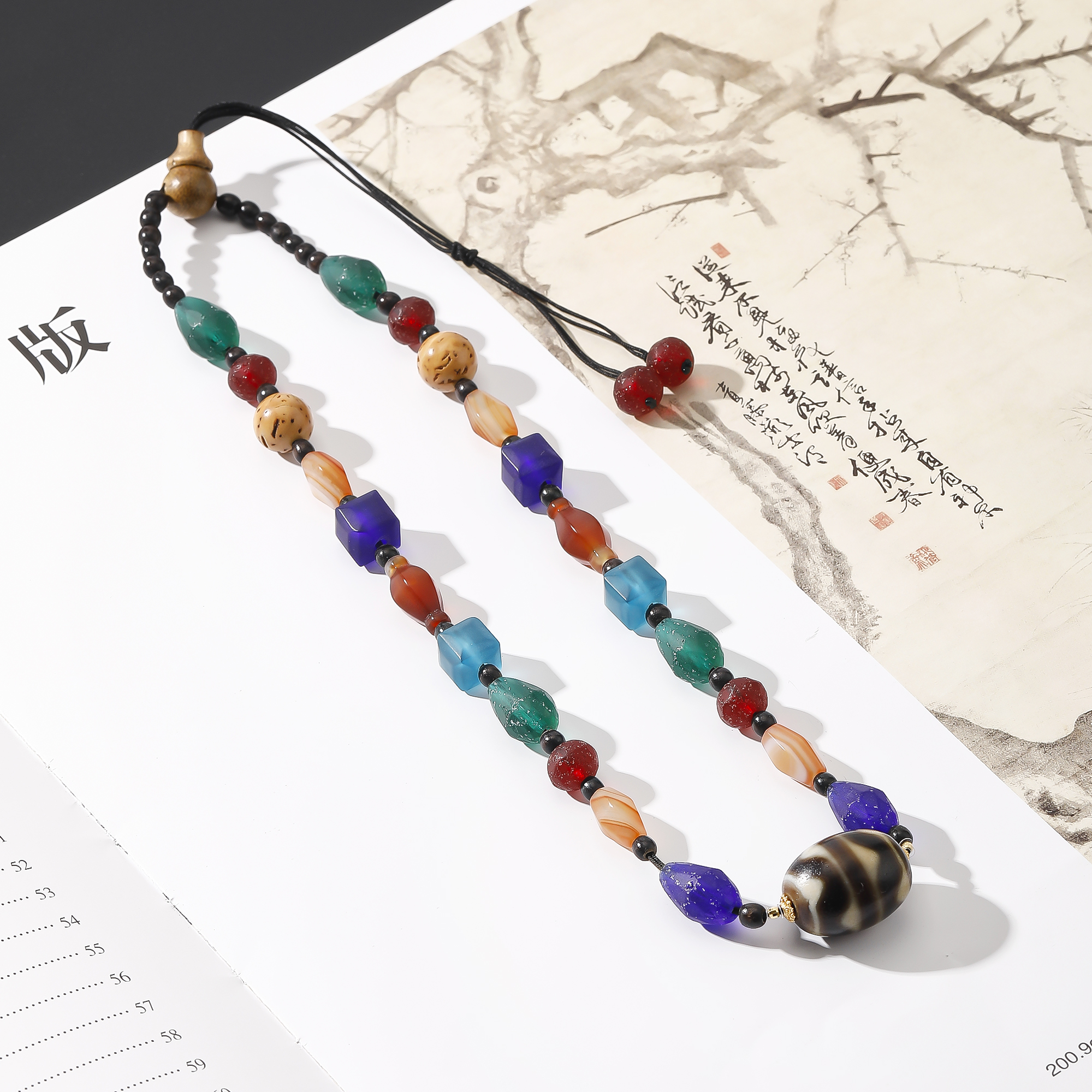 一了个卜双虎牙不规则老琉璃项链