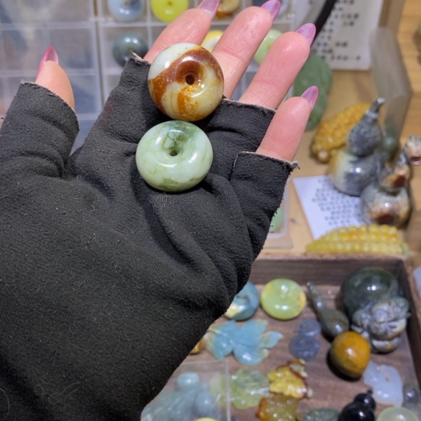 【闪购商品】蛇纹石玉颈饰未镶嵌7*”30