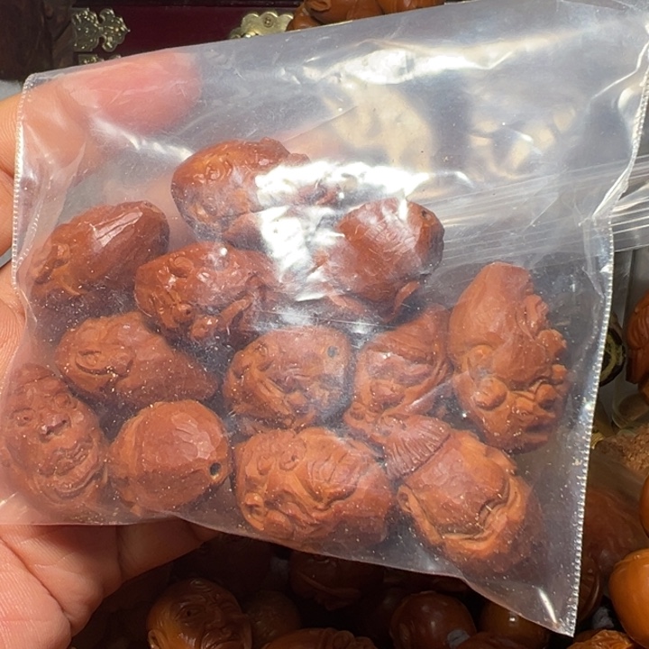 J***型手串/手链橄榄核丑男百态