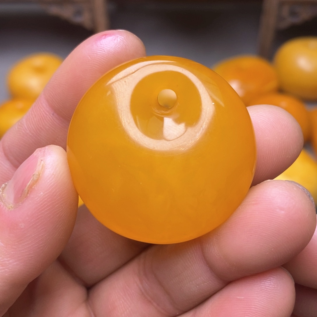 蜜蜡珠宝奇石未镶嵌