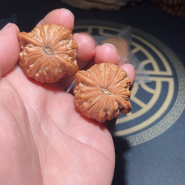 陳***）文玩核桃吊坠38尺寸山地磨盘