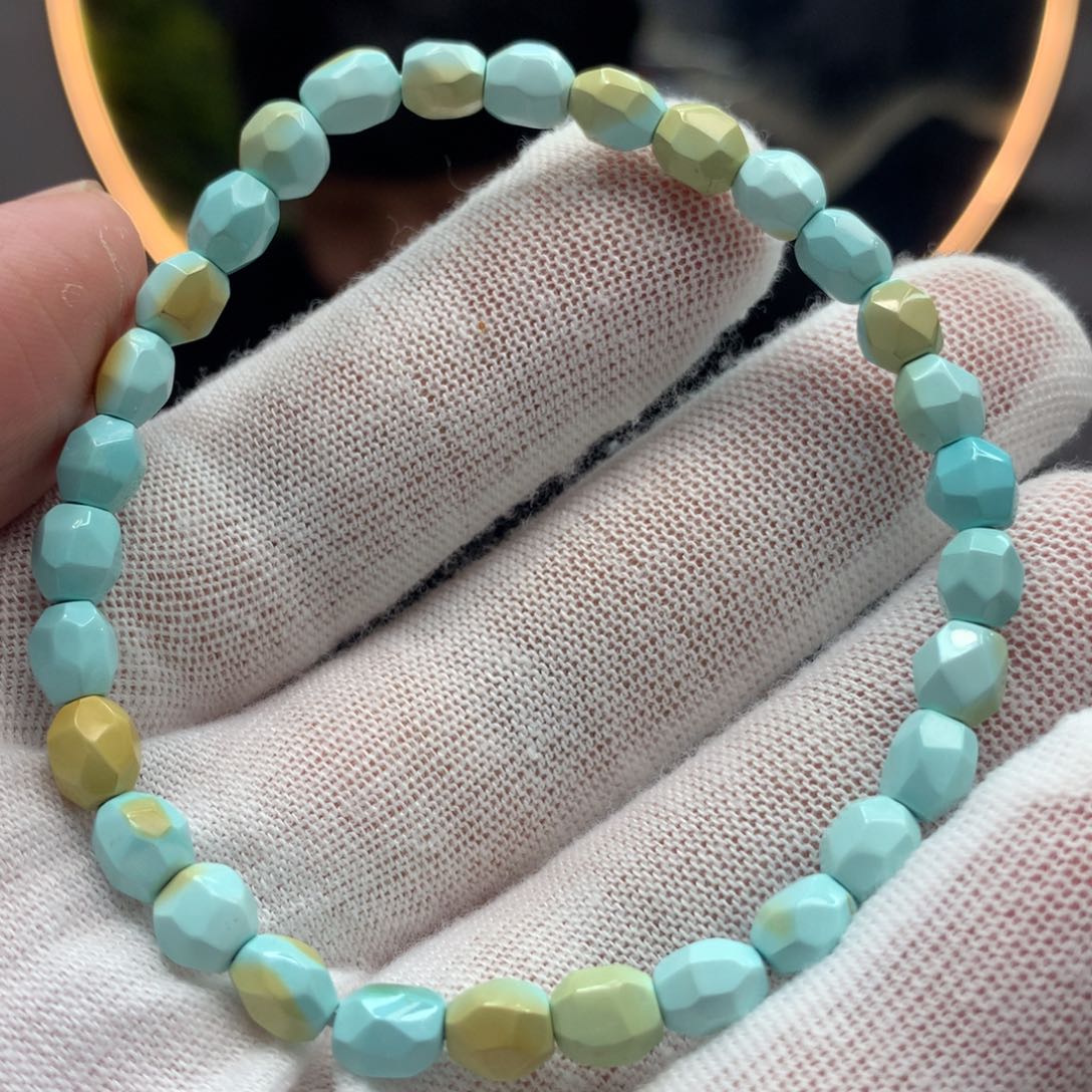 绿松石挂件未镶嵌