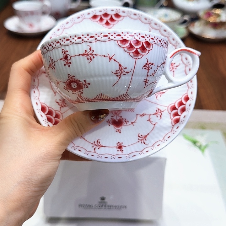 瓷片杯子杯子杯子水杯杯子水杯