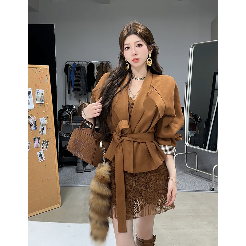 小雨姐姐秋款上新【老钱千玺】时尚V领系带休闲短外套女秋冬新款