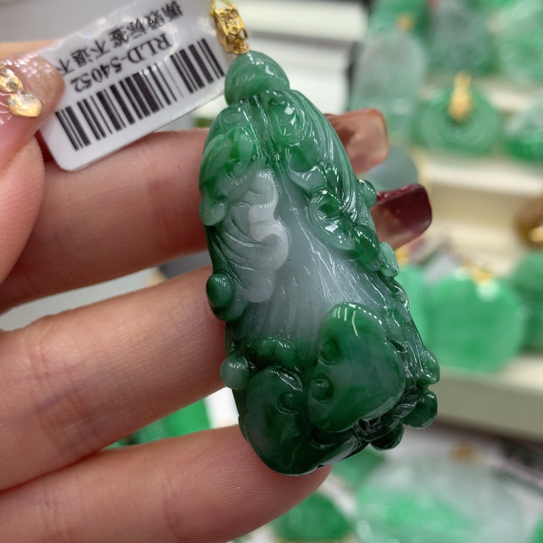 翡翠吊坠(不含链)18K金镶嵌