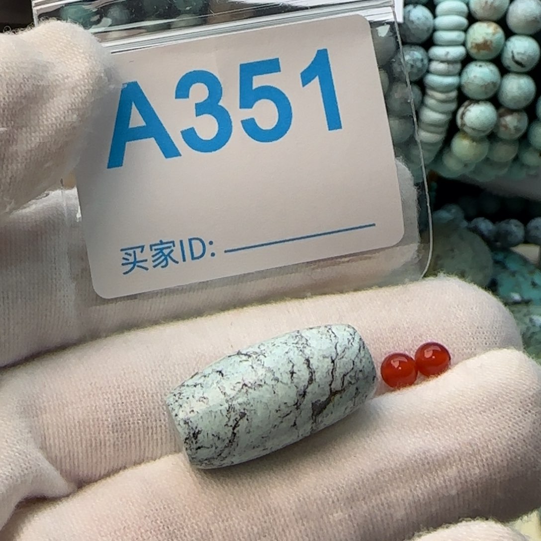 南红玛瑙配饰未镶嵌马*