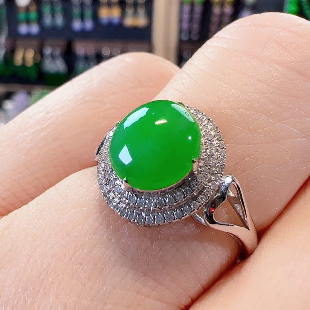 翡翠戒指18K金镶嵌签收后24小时鉴赏期