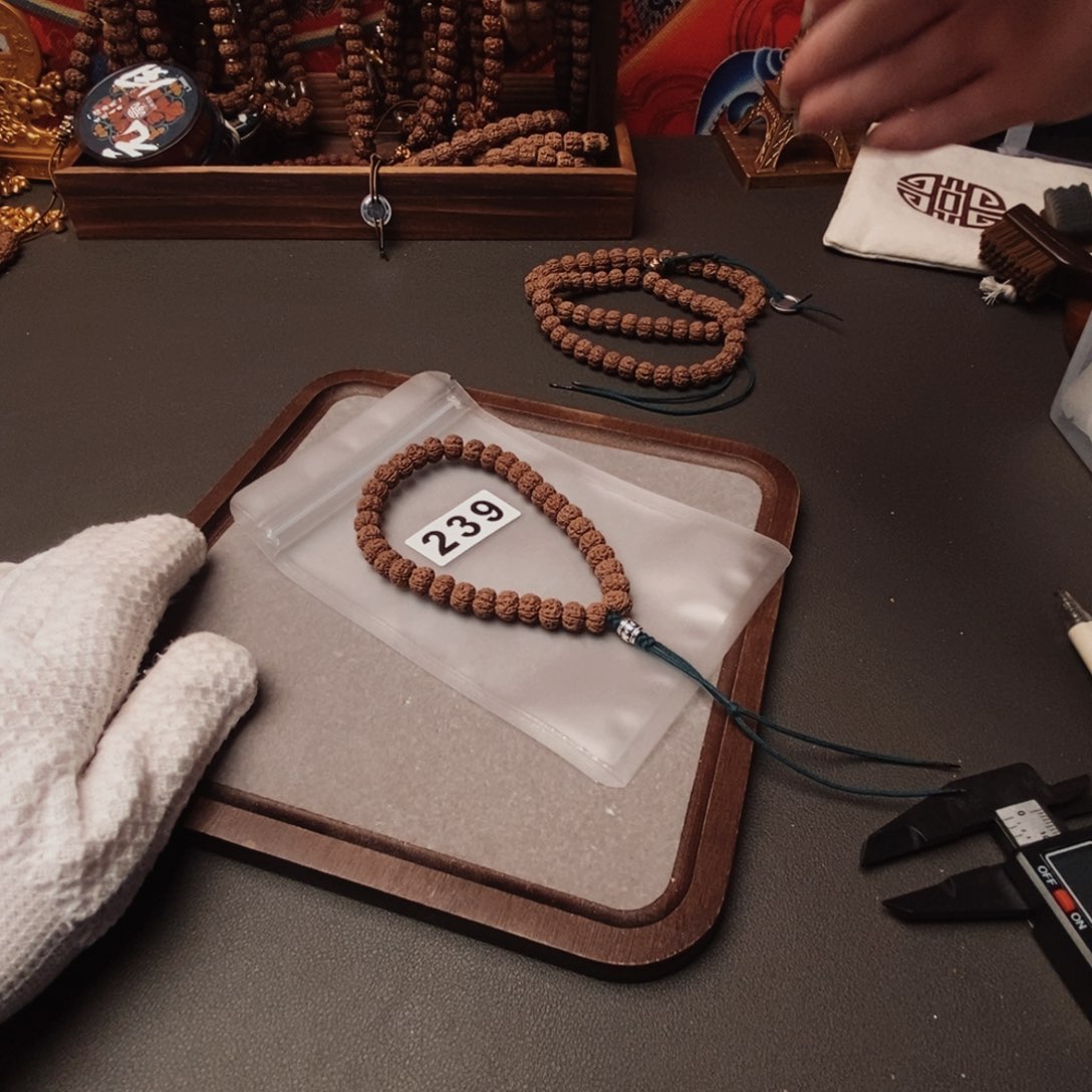 吊坠金刚菩提哦哦哦哦哦哦哦哦哦哦