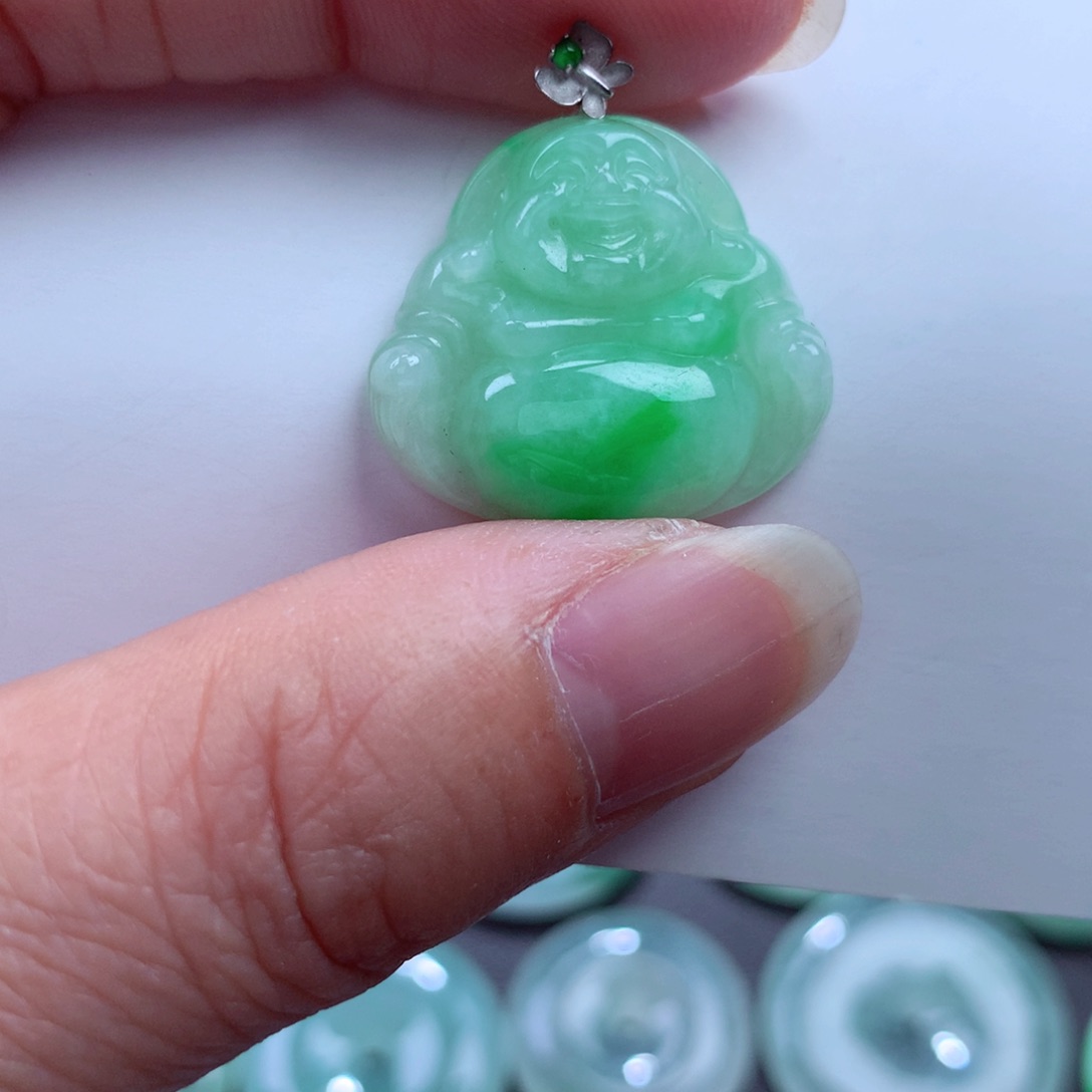 翡翠吊坠(不含链)18K金镶嵌