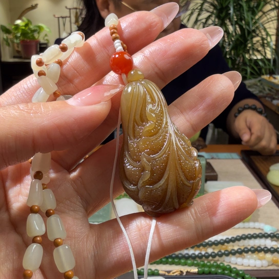 和田玉挂件未镶嵌花**康