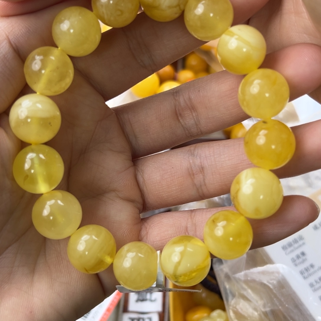 琥珀珠宝奇石未镶嵌