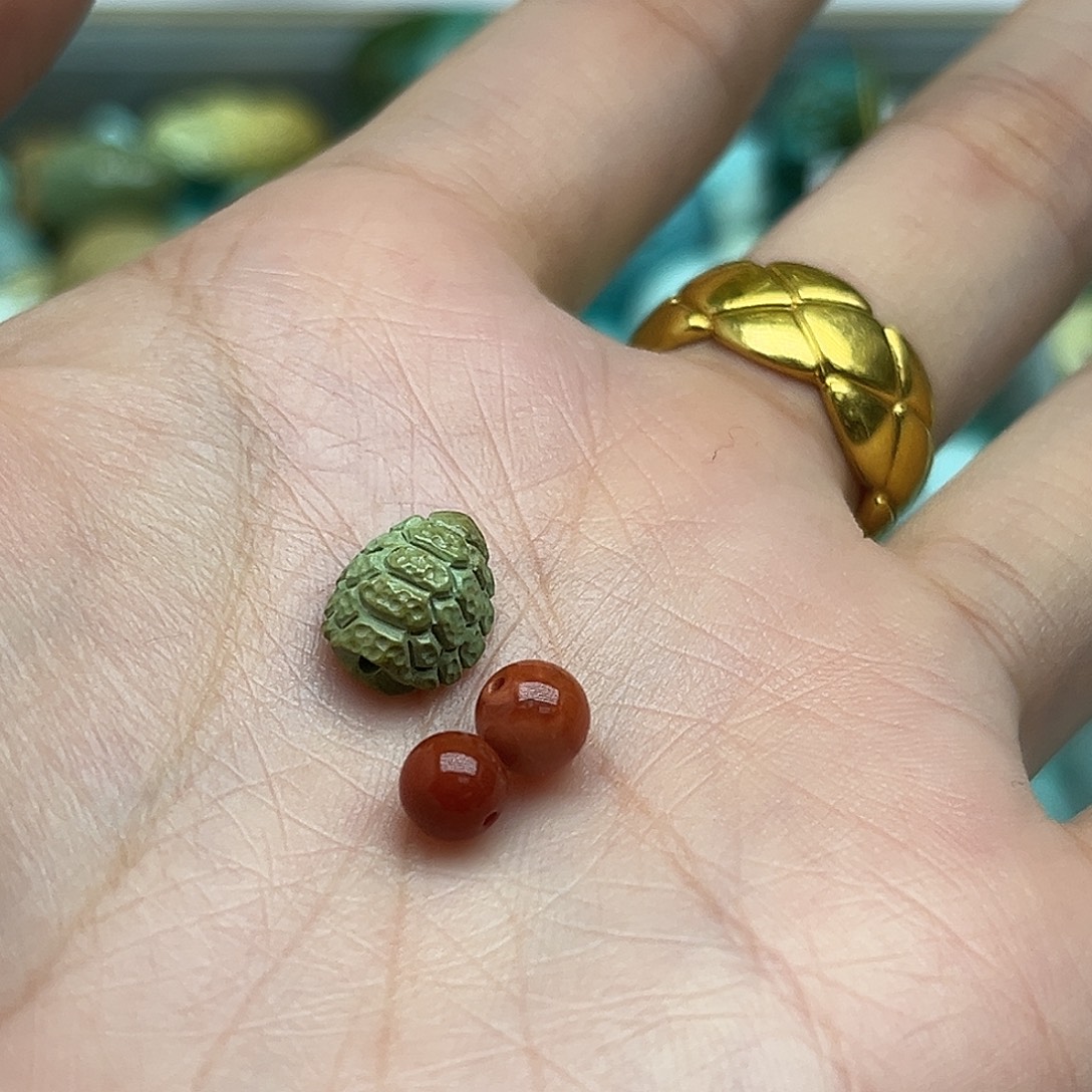 南红玛瑙未镶嵌珠宝奇石