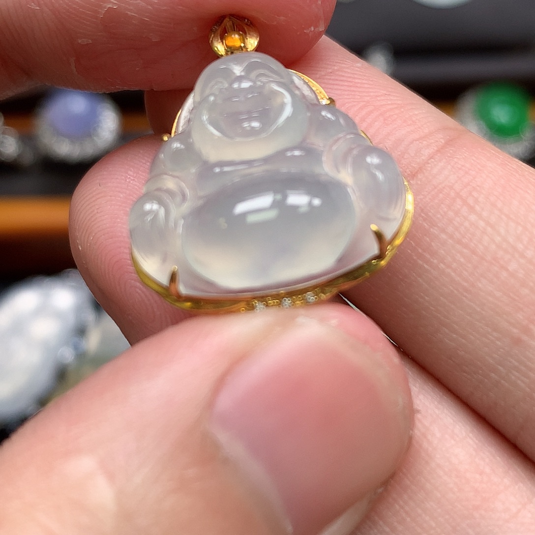 翡翠18K金镶嵌颈饰