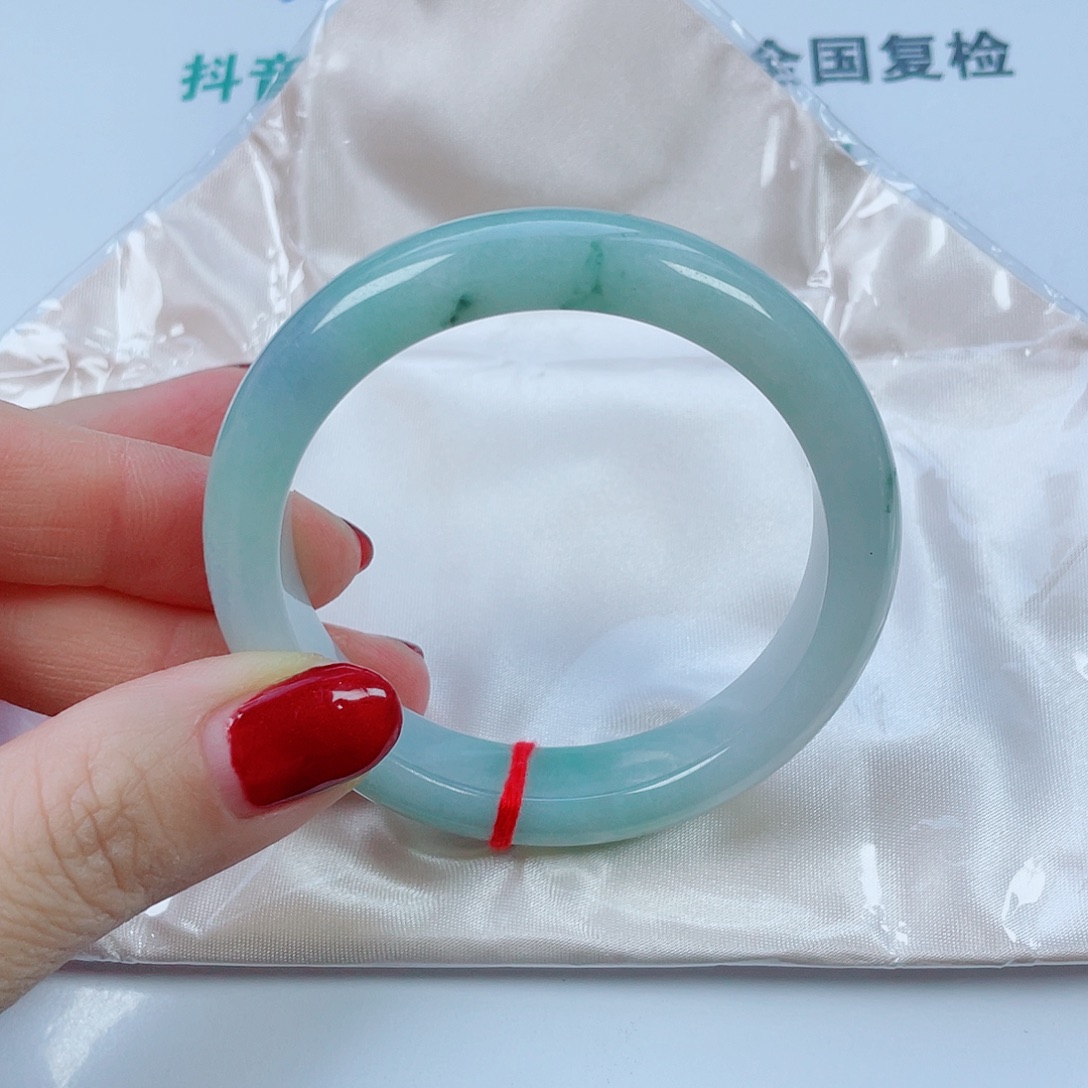 翡翠未镶嵌手镯天然
