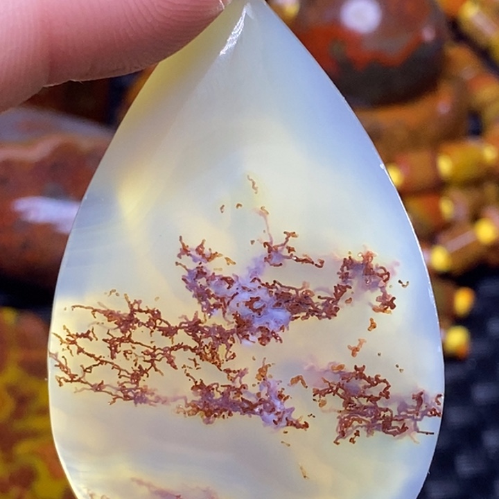 玛瑙/玉髓颈饰未镶嵌