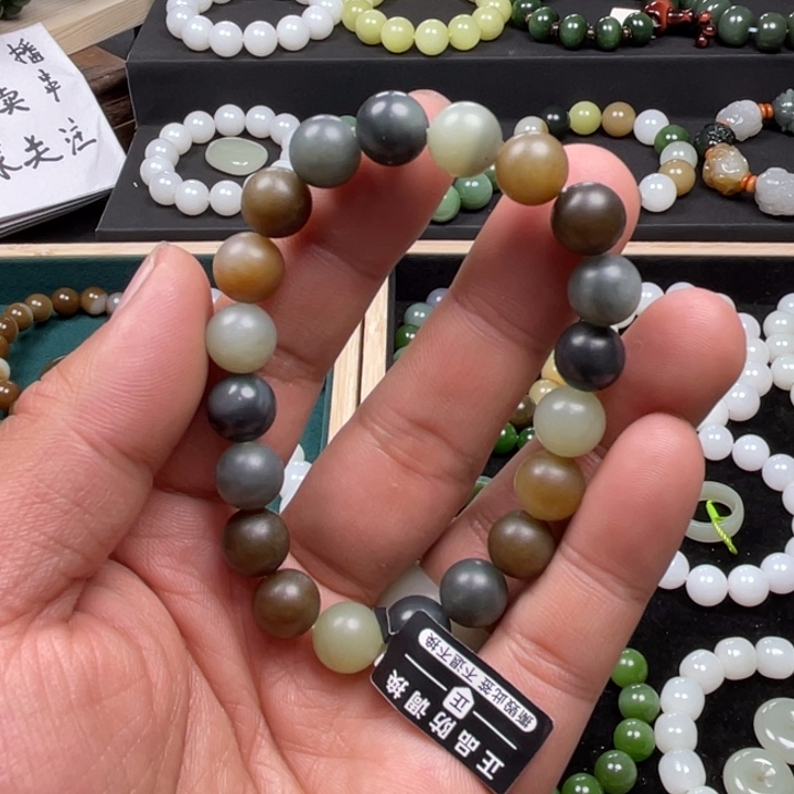和田玉手串未镶嵌新疆且末娄兰卡10圆珠柔光