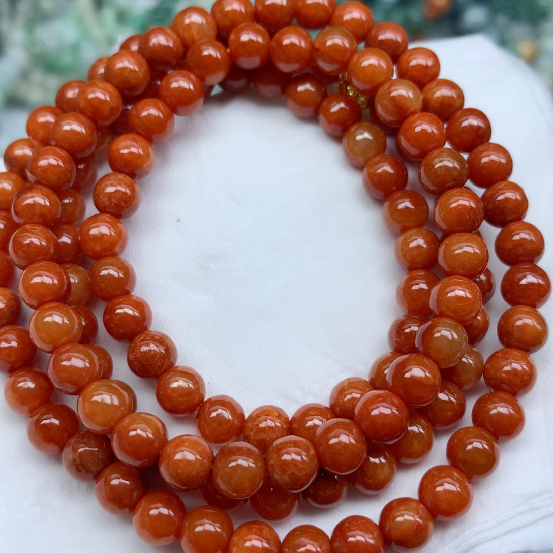 翡翠颈饰未镶嵌手串