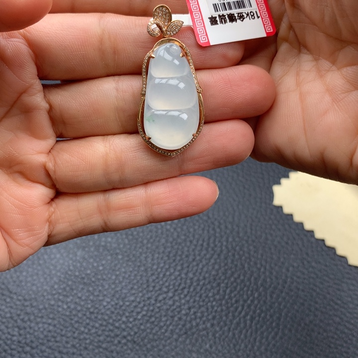 翡翠18K金镶嵌吊坠(不含链)