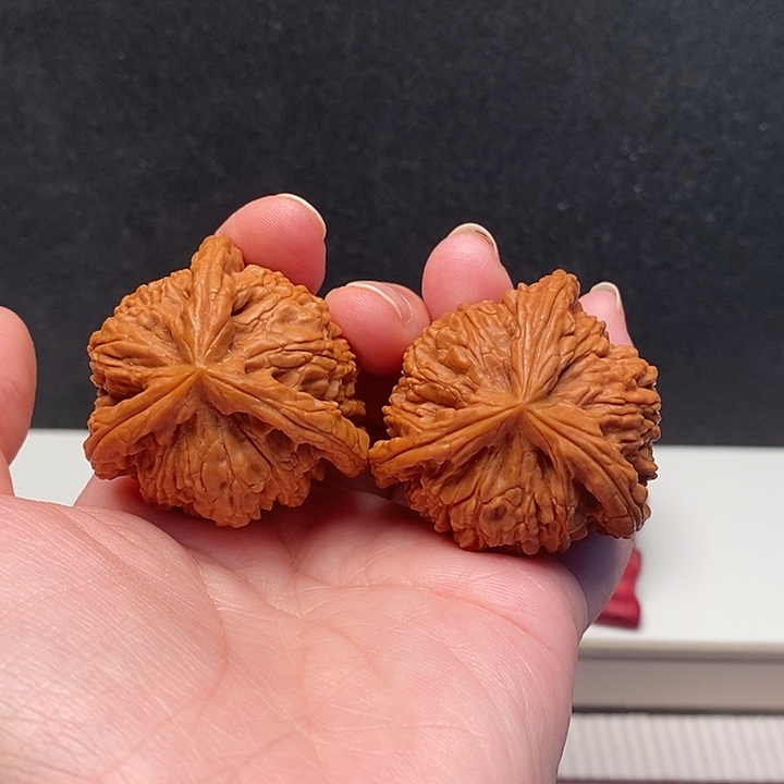 表***‣吊坠文玩核桃白奔