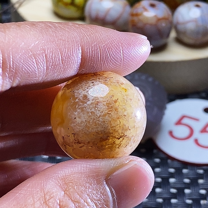 宝***成玛瑙/玉髓未镶嵌颈饰