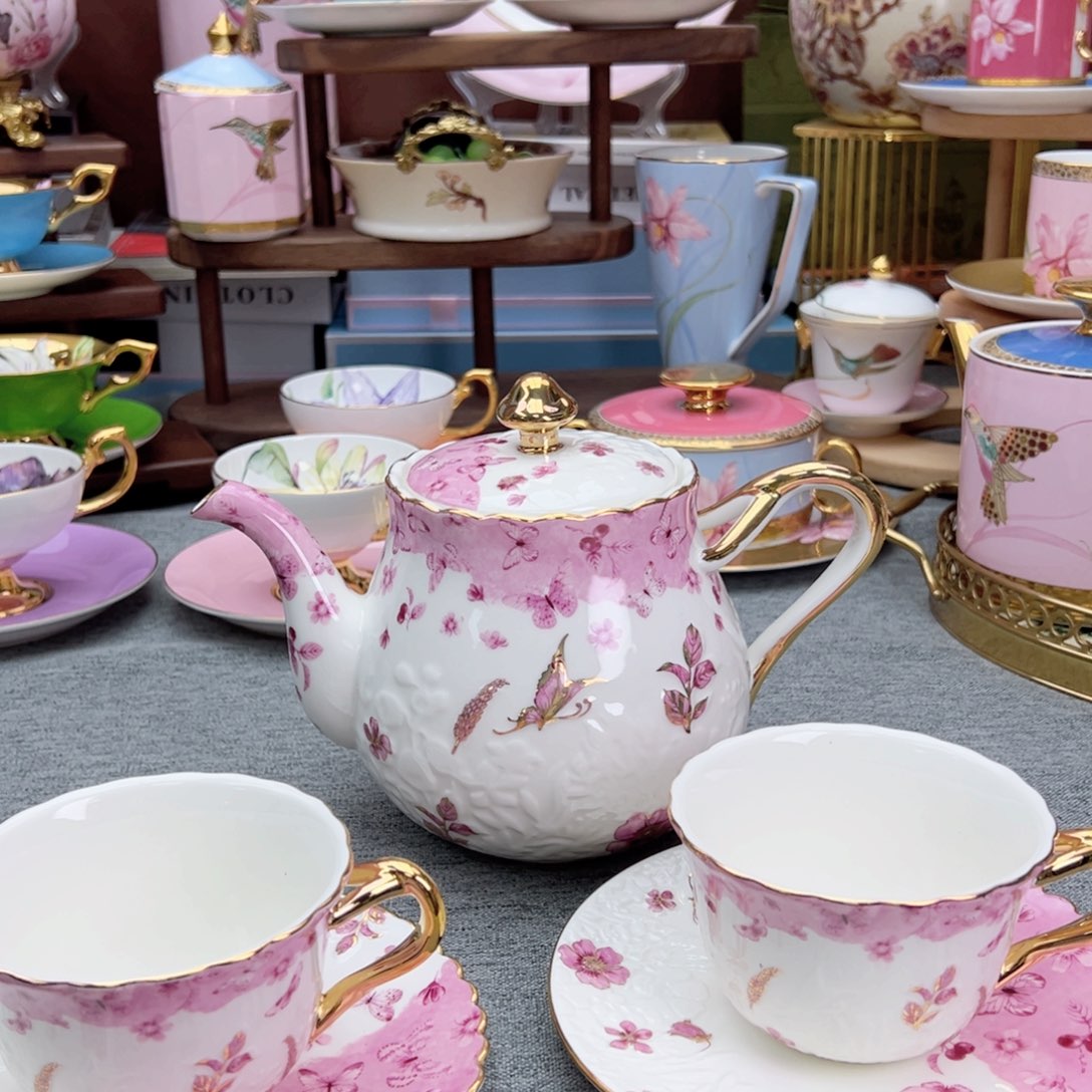 安娜菲比一壶2杯碟礼盒