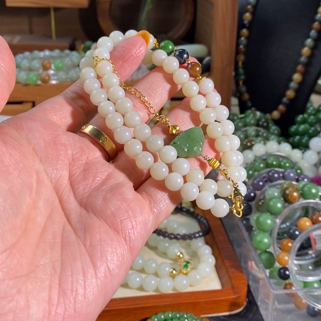 和田玉未镶嵌手链