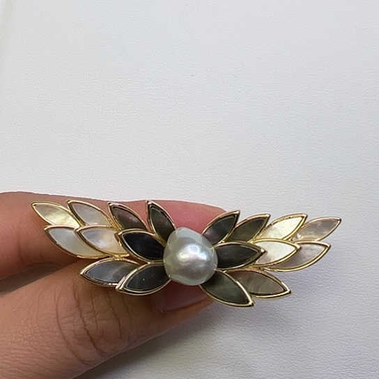 海水珍珠胸饰未镶嵌