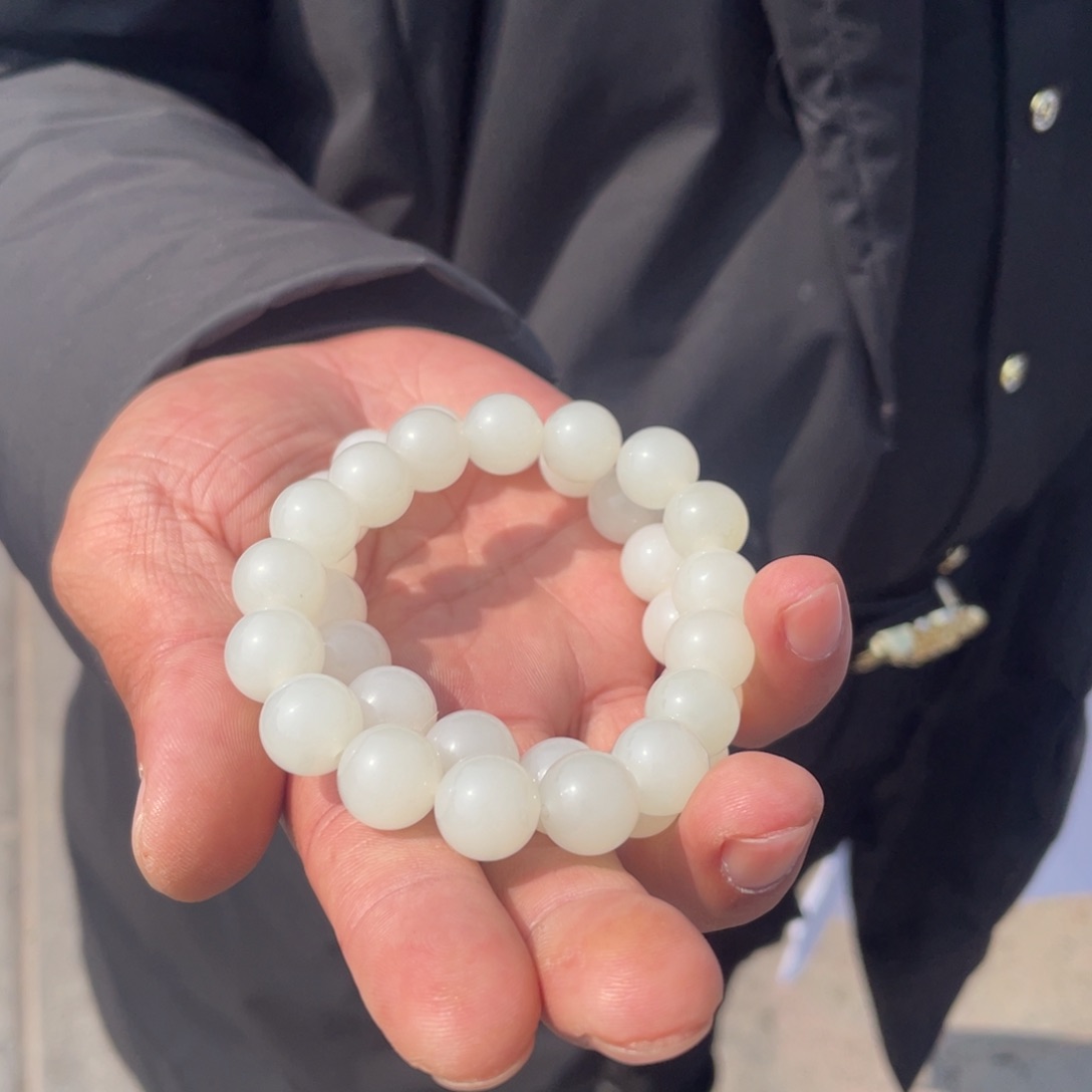 和田玉颈饰未镶嵌多样性发货，发其一