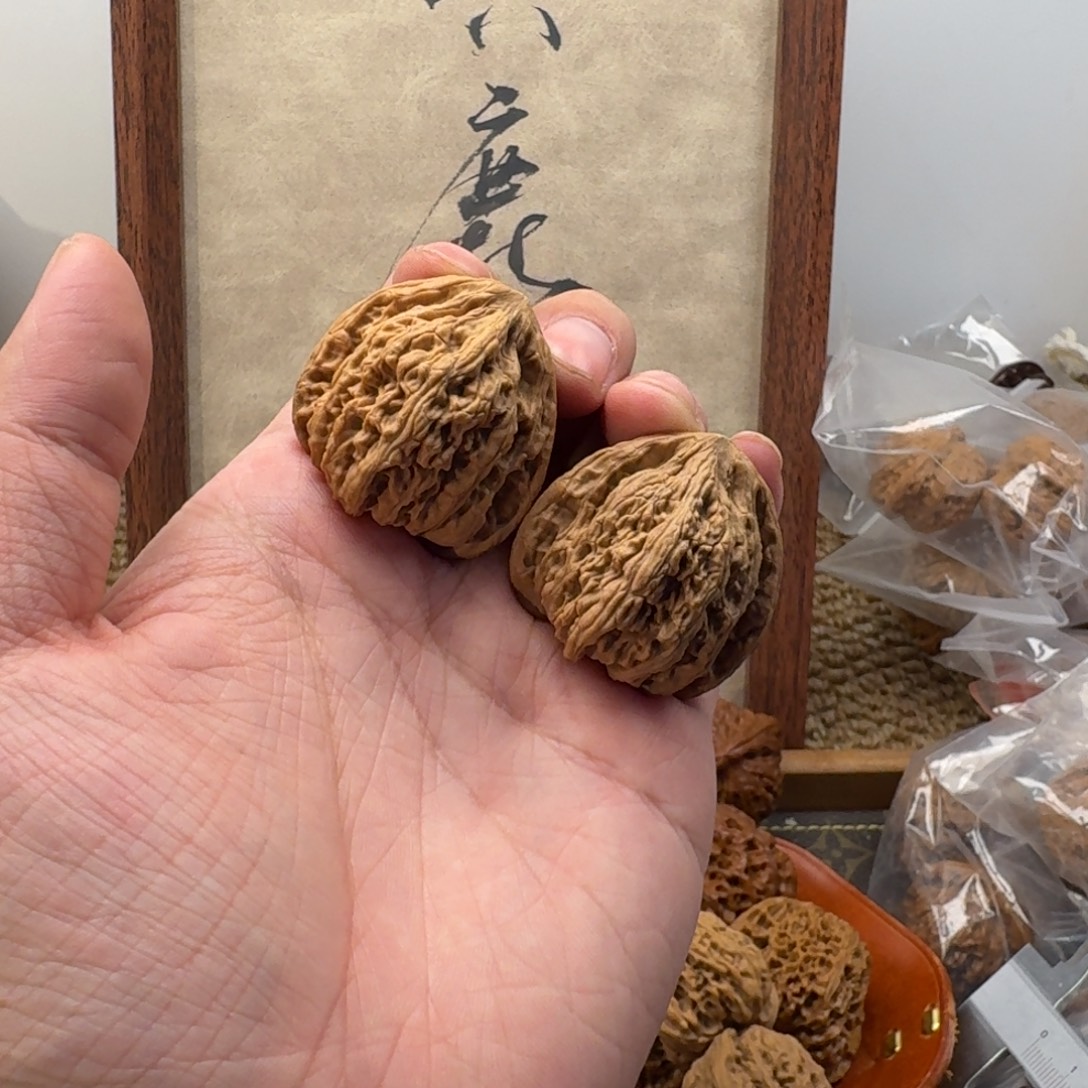 纠***️吊坠文玩核桃秘闻