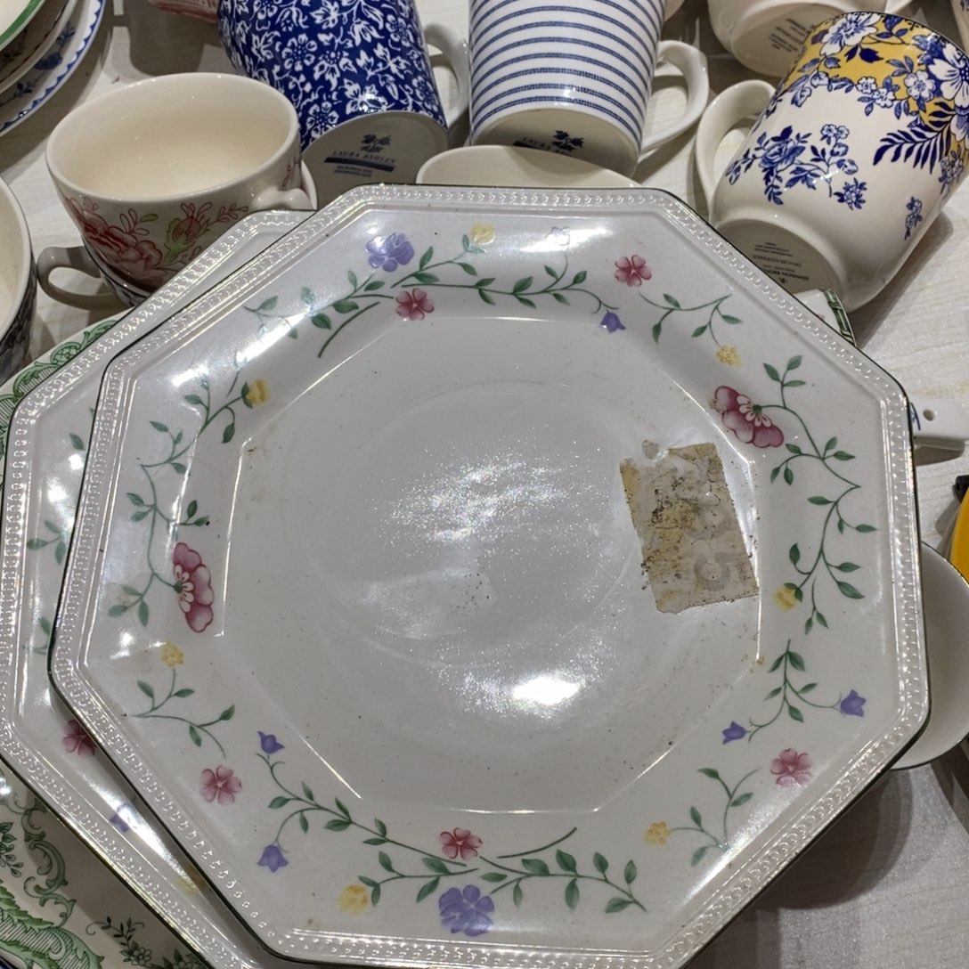 谢***锡瓷两个微瑕碎花十寸平盘