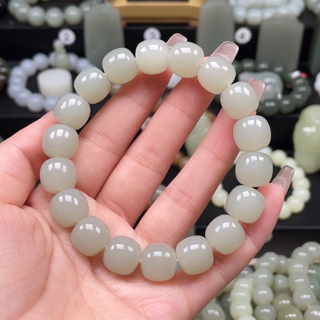 手链未镶嵌和田玉