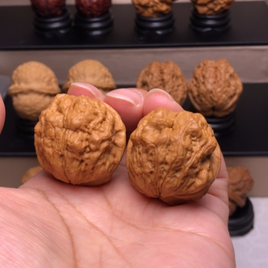 文玩核桃把件龙鳞舍利疙瘩包13