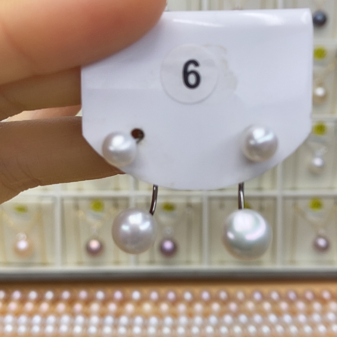 淡水珍珠吊坠(赠链)未镶嵌