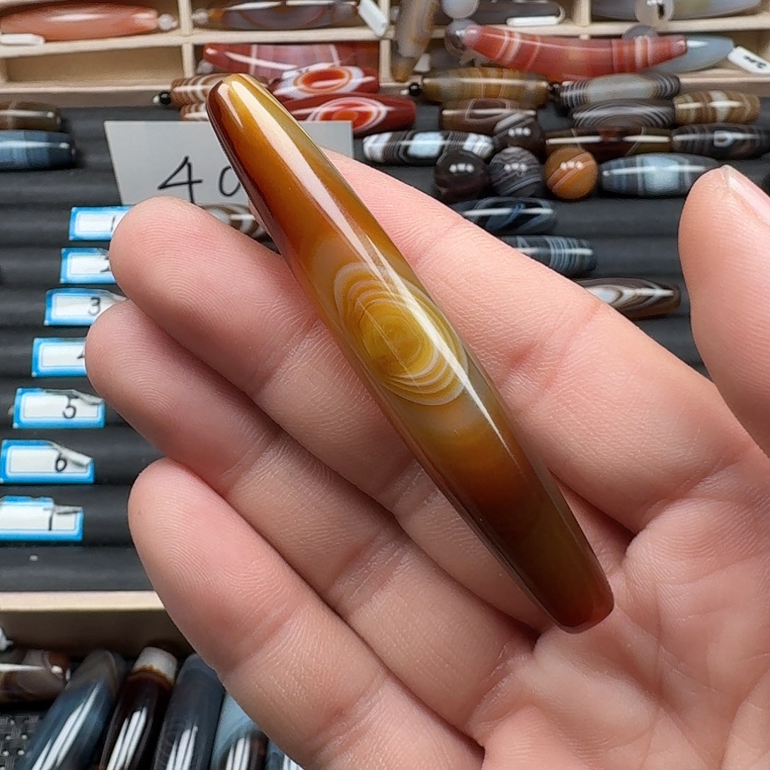 粉***孩玛瑙/玉髓未镶嵌颈饰