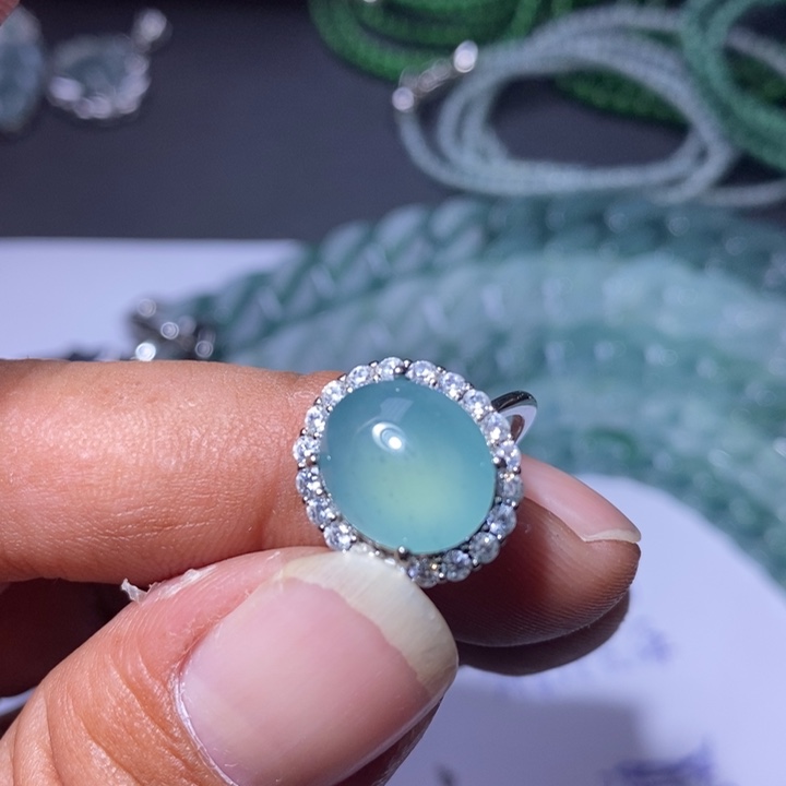 翡翠未镶嵌颈饰天然翡翠