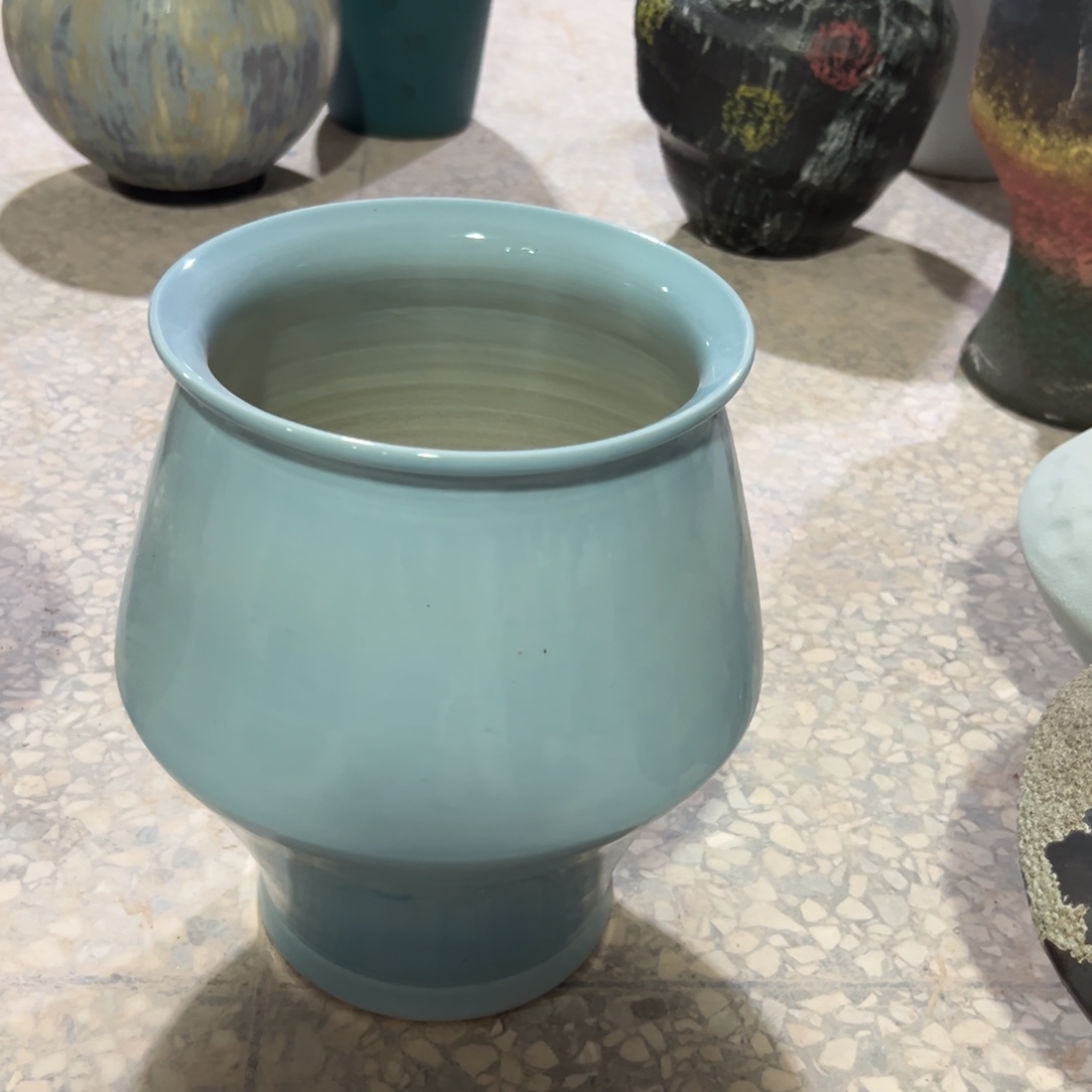 高度28厘米口径18厘米