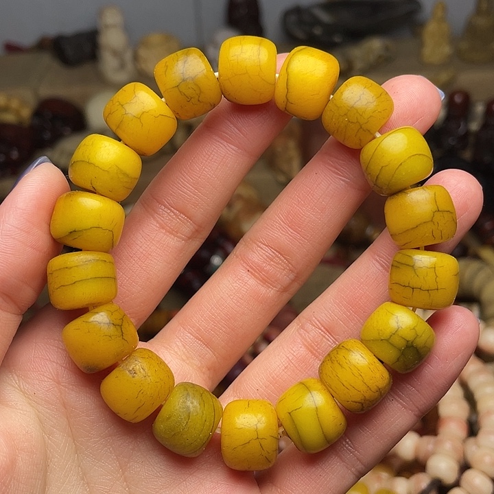 手串/手链牛骨微瑕鸡油黄风化开片1.4手串