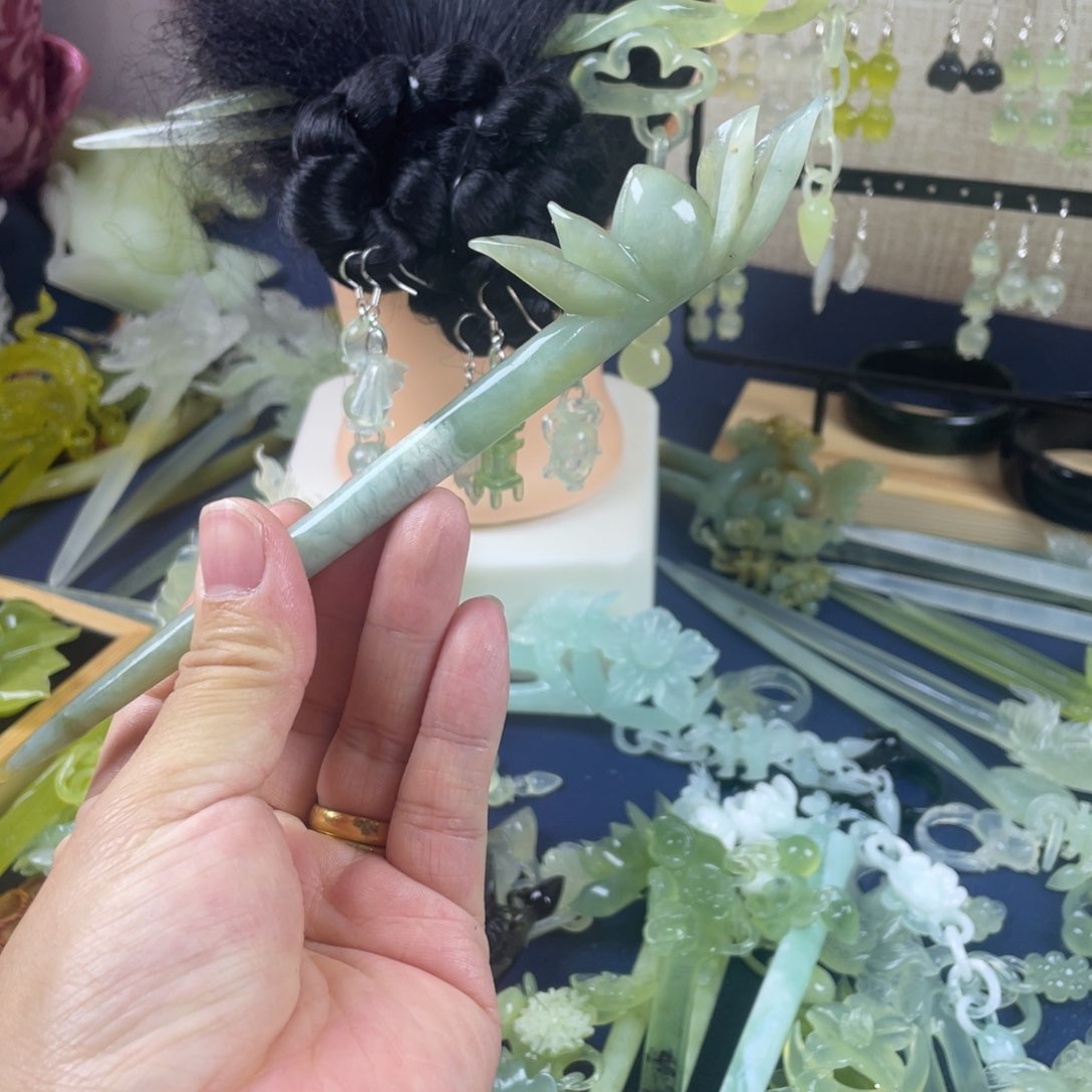 蛇纹石玉发饰未镶嵌