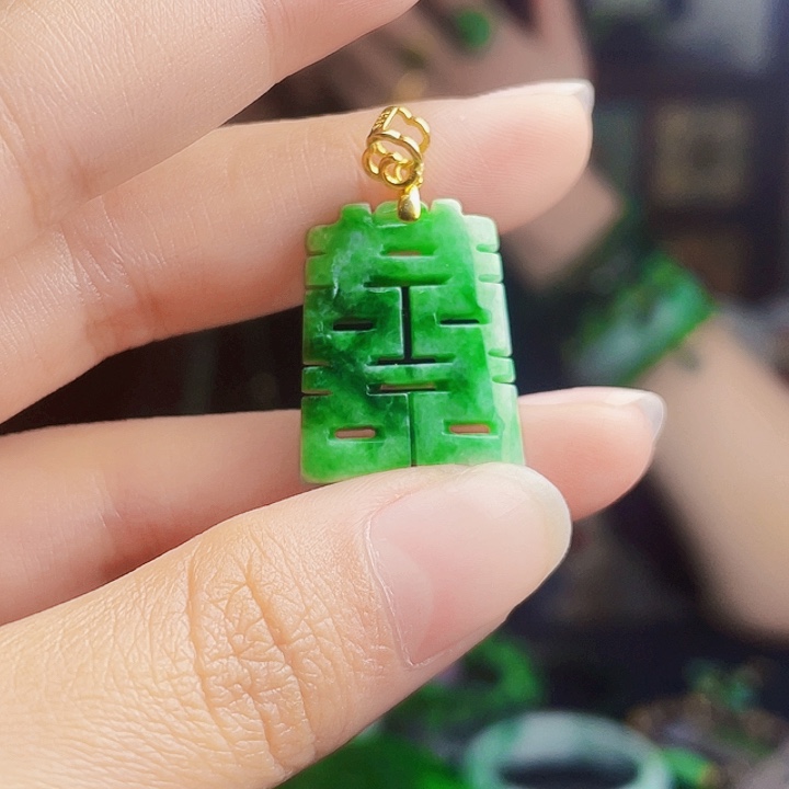 翡翠银S925镶嵌颈饰多样性