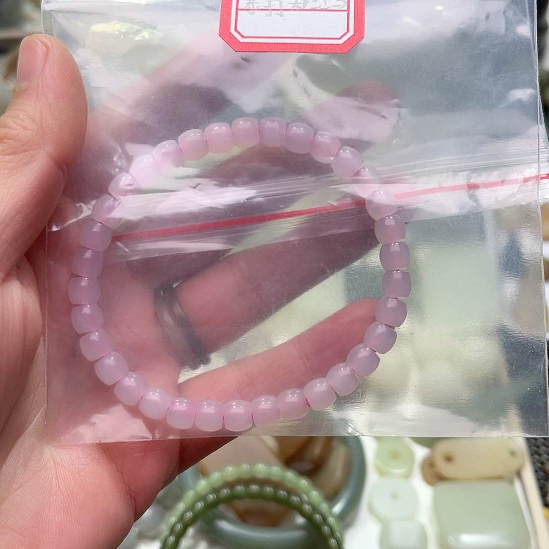 和田玉珠宝半成品未镶嵌暴***马