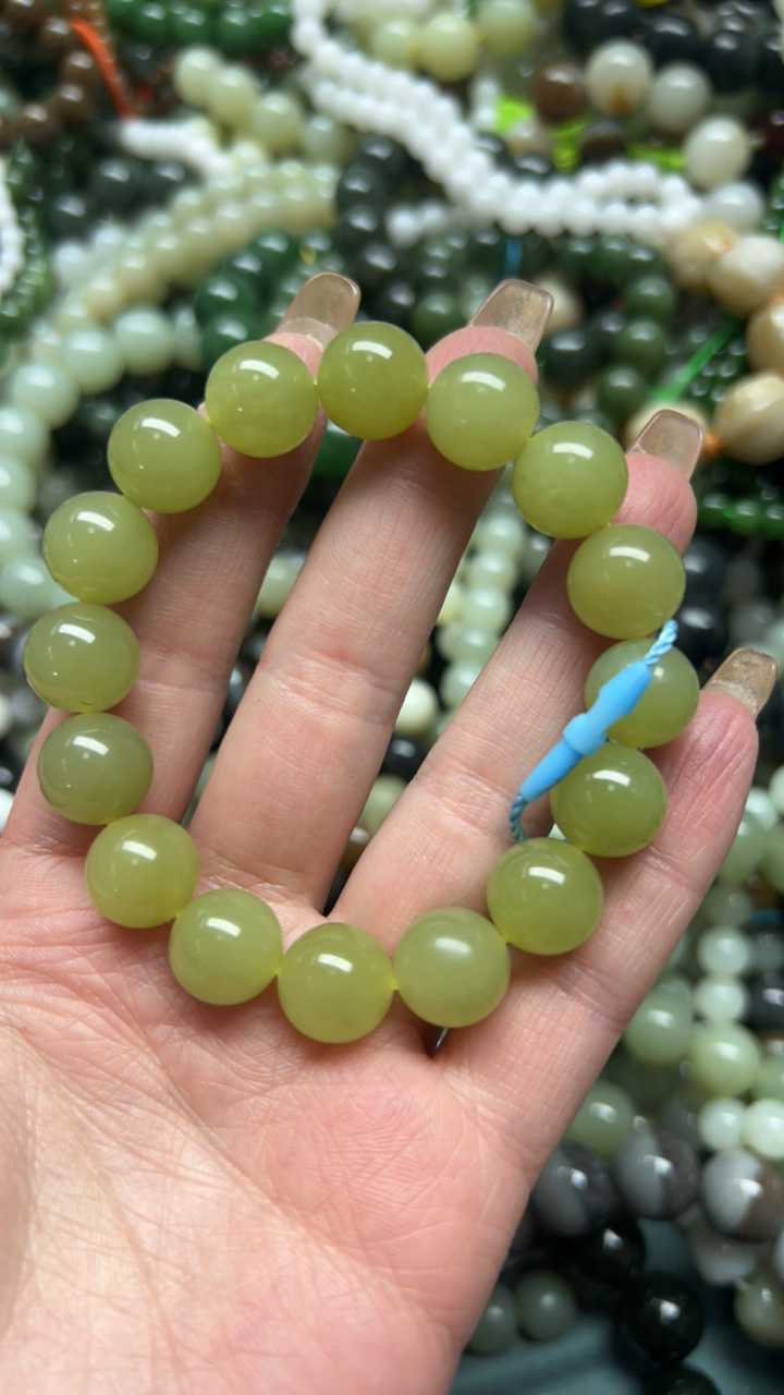 和田玉未镶嵌时尚