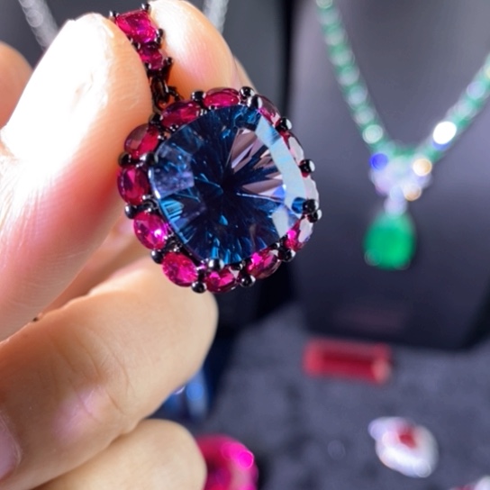 用***2红宝石银S925镶嵌戒指