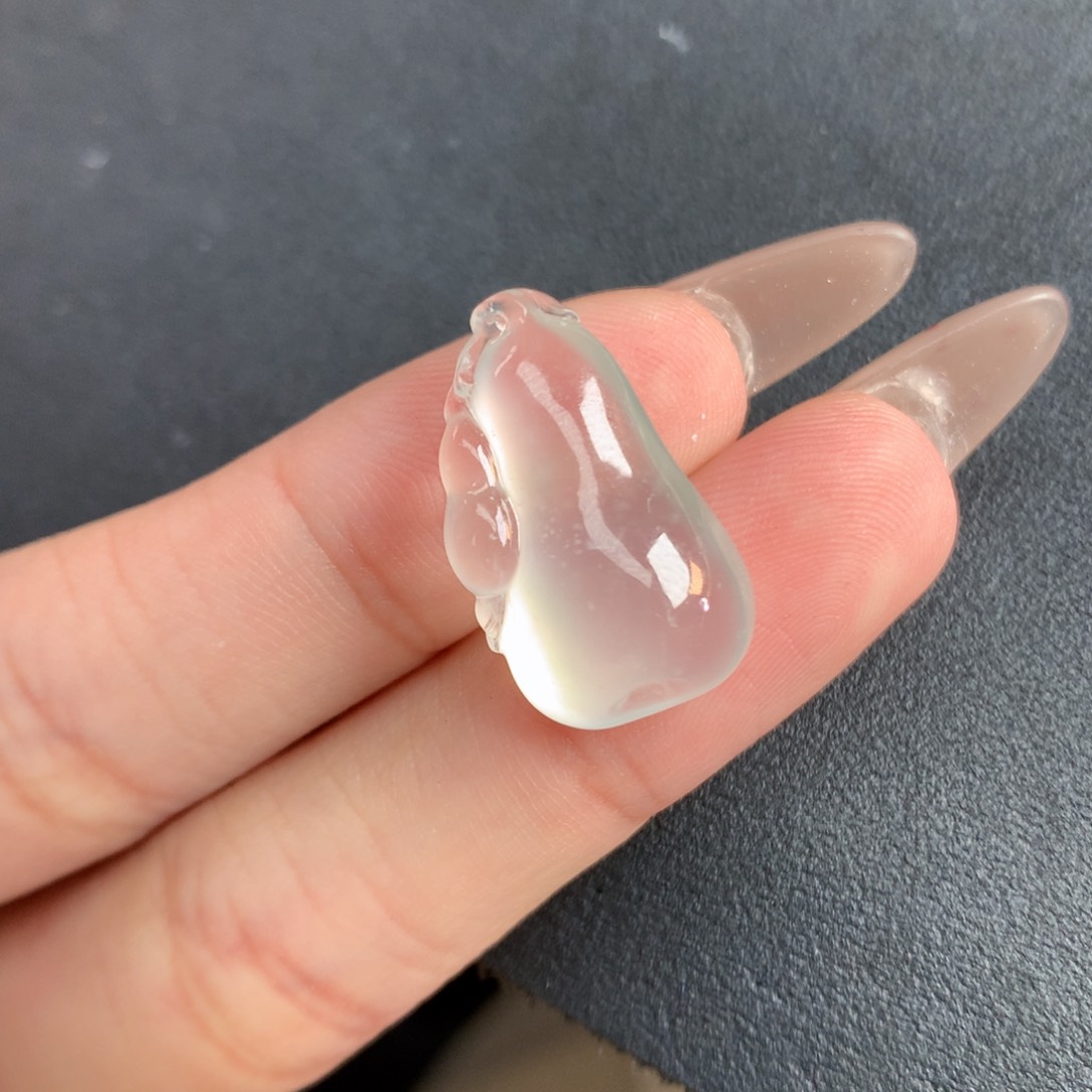 翡翠裸石J***?翡翠翡翠