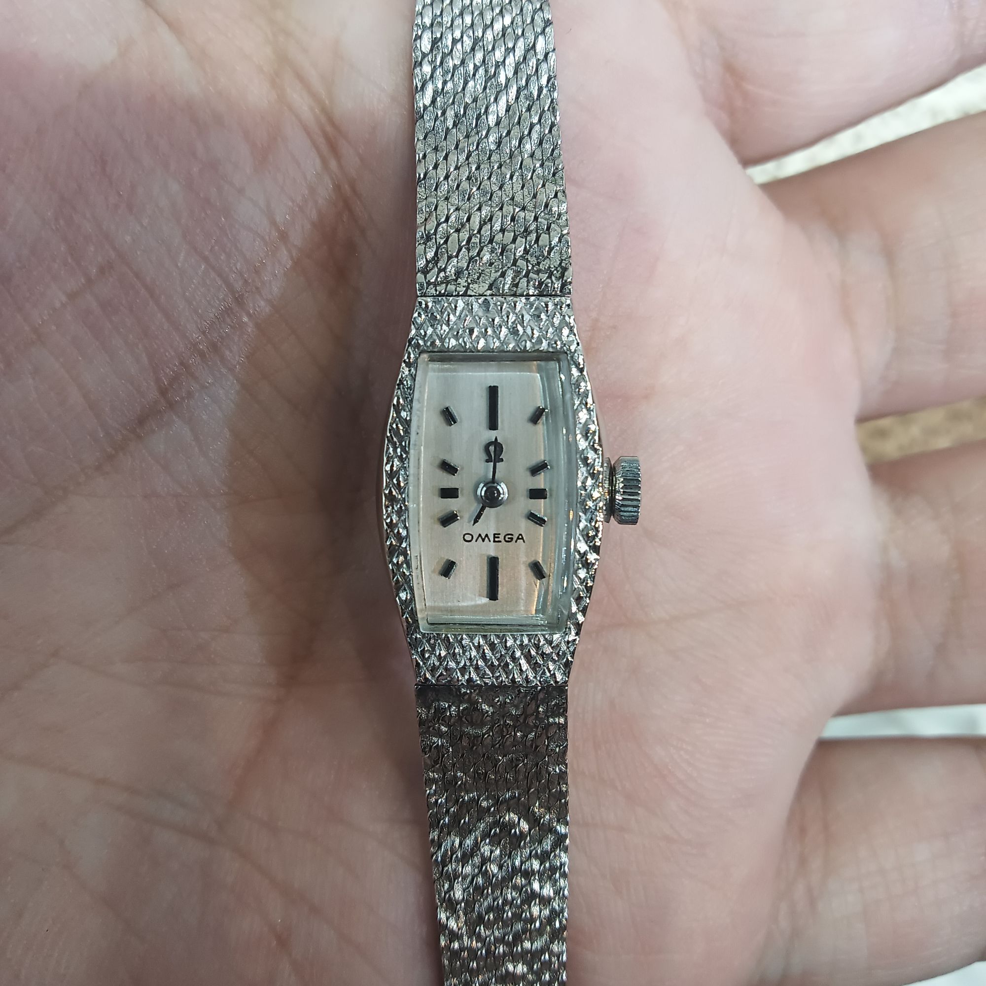 95新 Omega/欧米茄 手动机械14K后镶钻盘14x23腕15/256103701