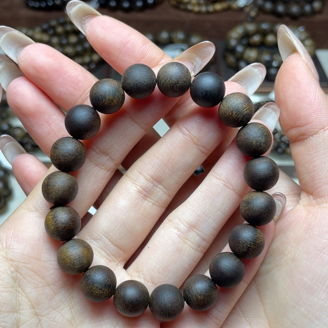 沉香手串吴*少【活性香】越南富森红土沉香1.0沉水土埋土沉