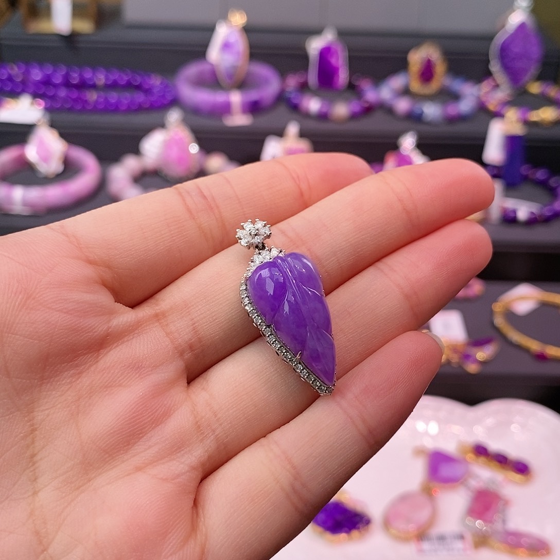 苏纪石（舒俱来）18K金镶嵌吊坠(不含链)