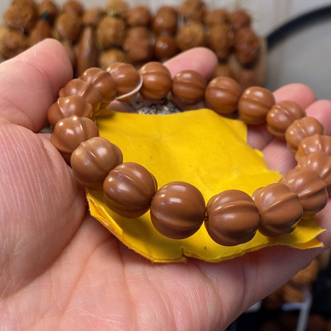 橄榄核手串/手链鲨鱼背