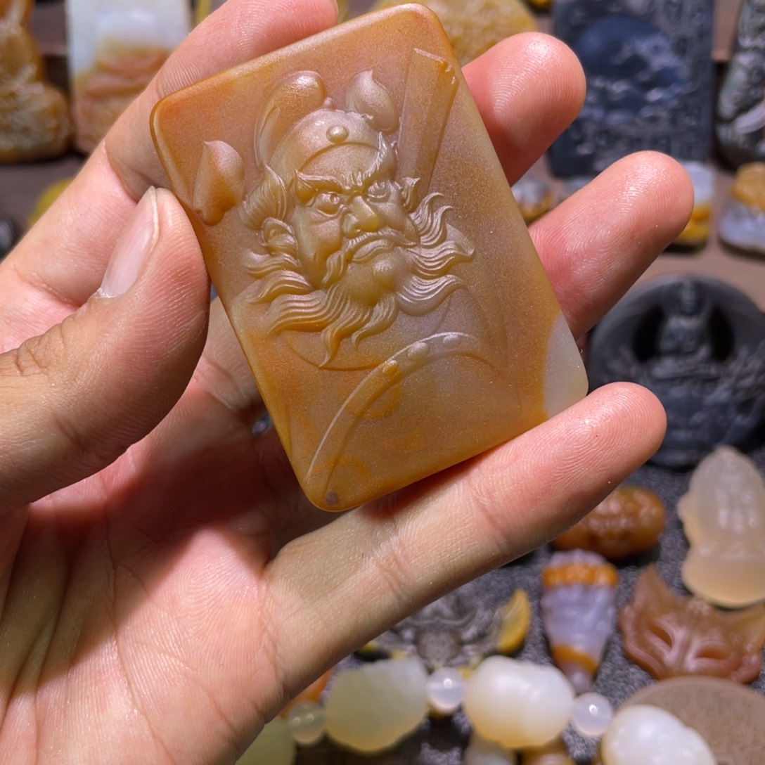 遺***來玛瑙/玉髓未镶嵌颈饰